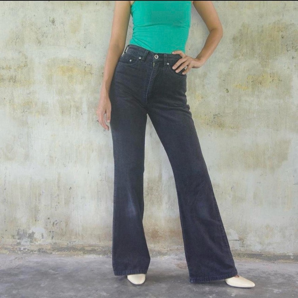 Black Levi’s Silver Tab Size 23/24
